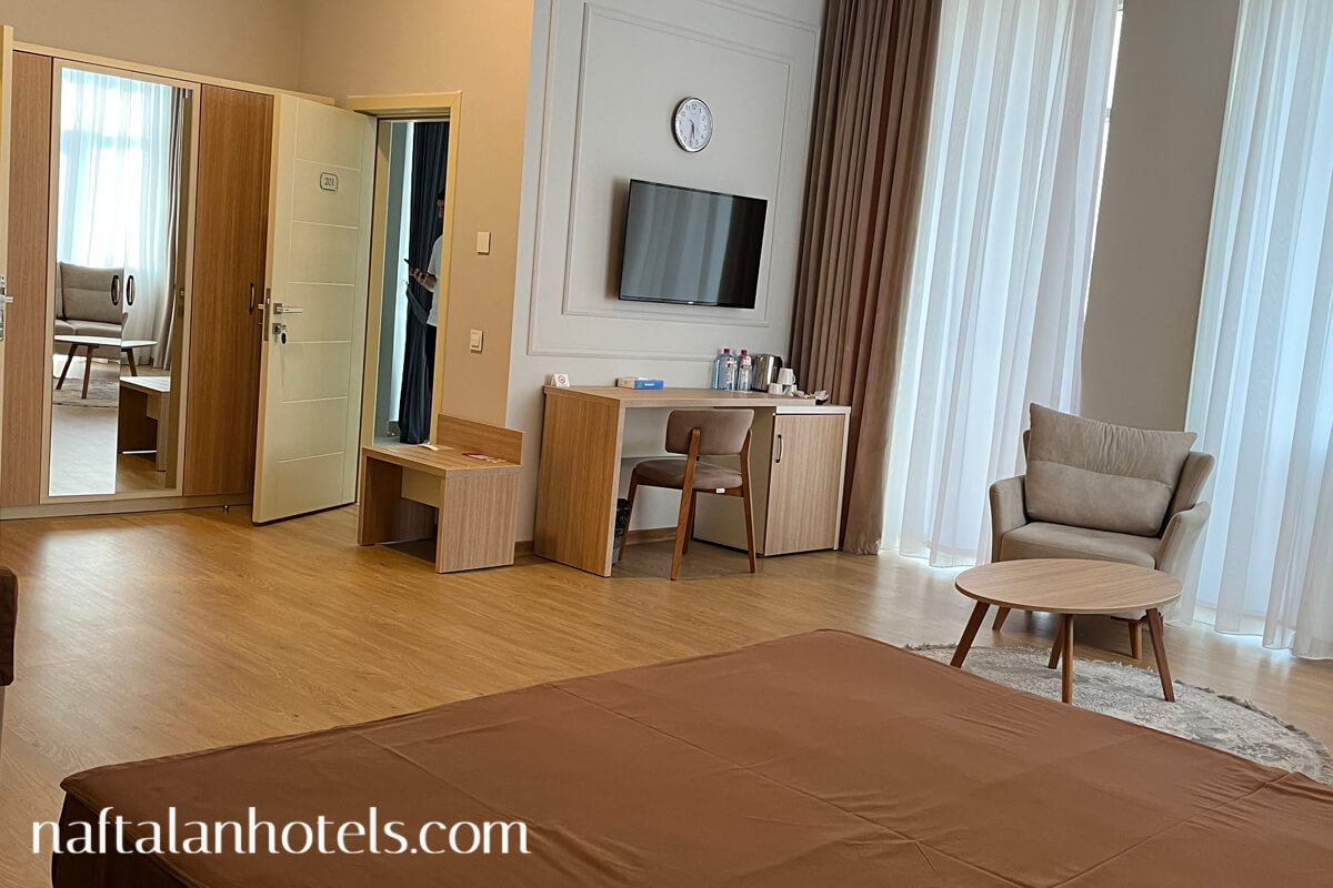 Park Naftalan Sanatorium Sanatoriya Санаторий Парк Нафталан